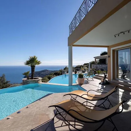Private With Private Swimming Pool In Villefranche-sur-mer *